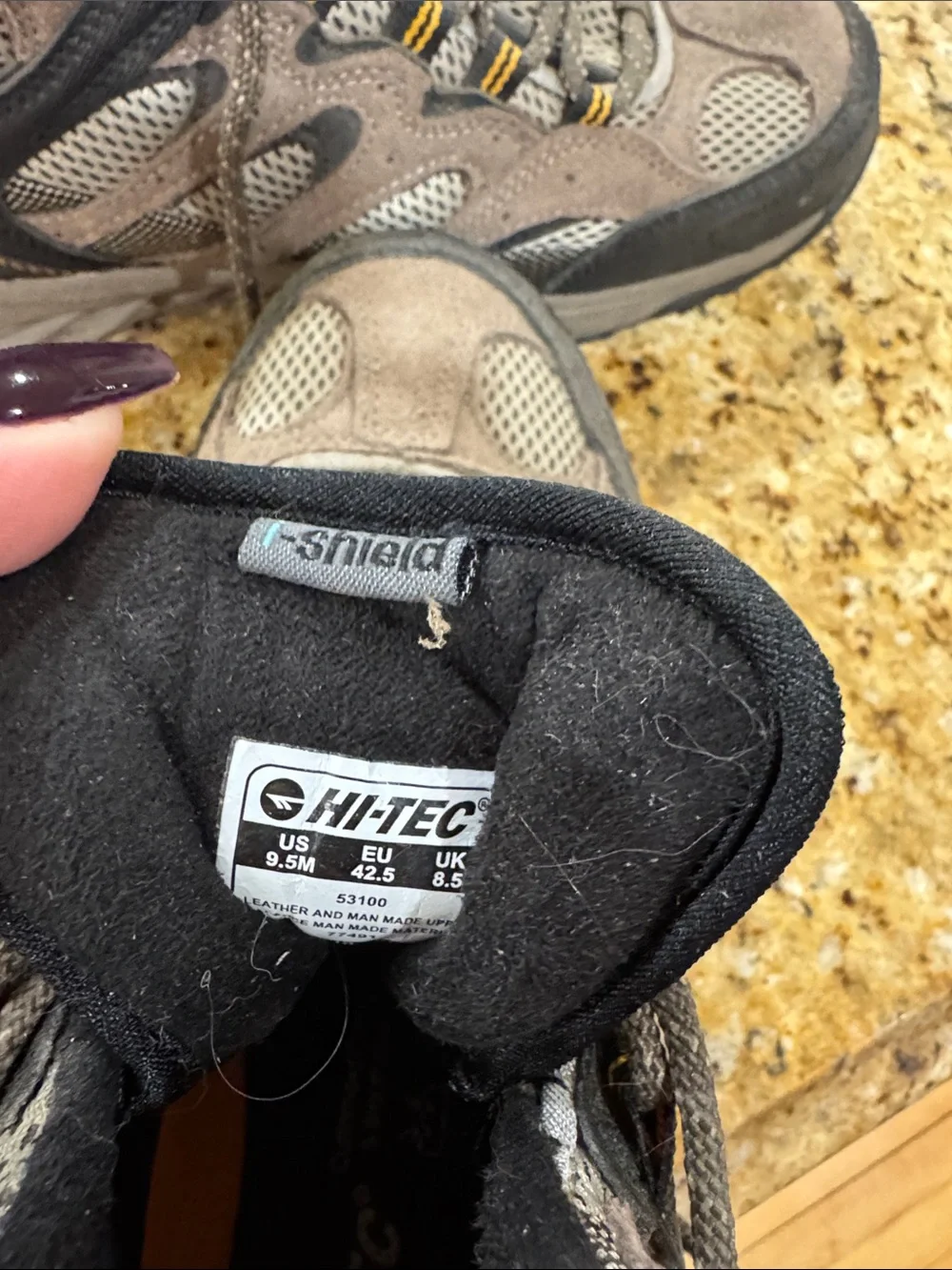 HiTec men’s hiking shoes
